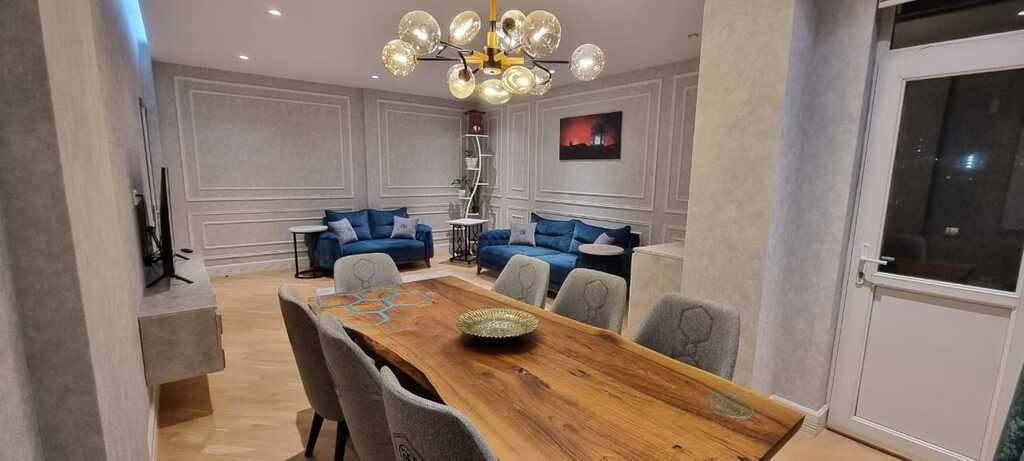 Satılır 3 otaqlı yeni tikili, 118 m², İnşaatçılar m.-3