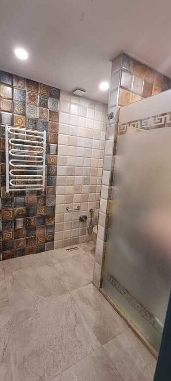 Satılır 3 otaqlı yeni tikili, 118 m², İnşaatçılar m.-17