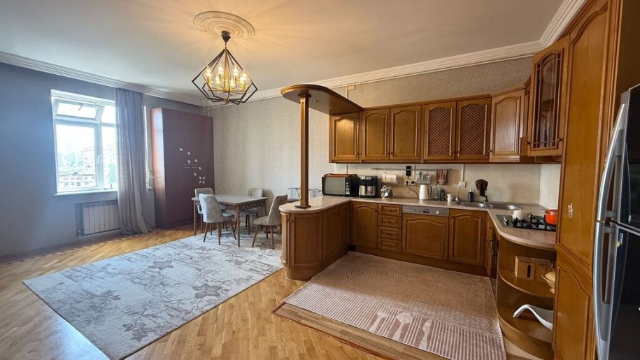 Satılır 3 otaqlı yeni tikili, 220 m², Nizami m.-4