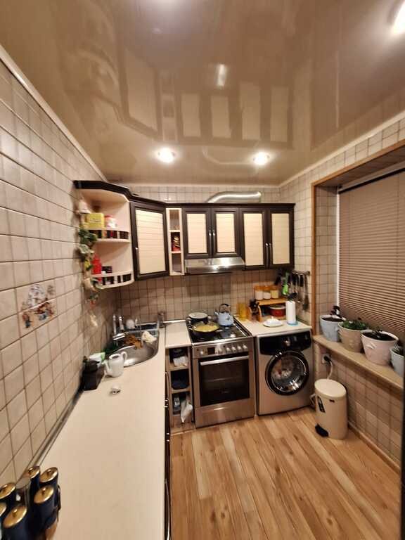 Satılır 3 otaqlı köhnə tikili, 75 m², İnşaatçılar m.-10