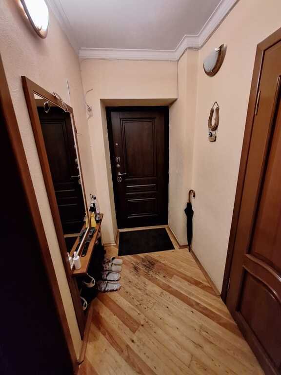 Satılır 3 otaqlı köhnə tikili, 75 m², İnşaatçılar m.-12