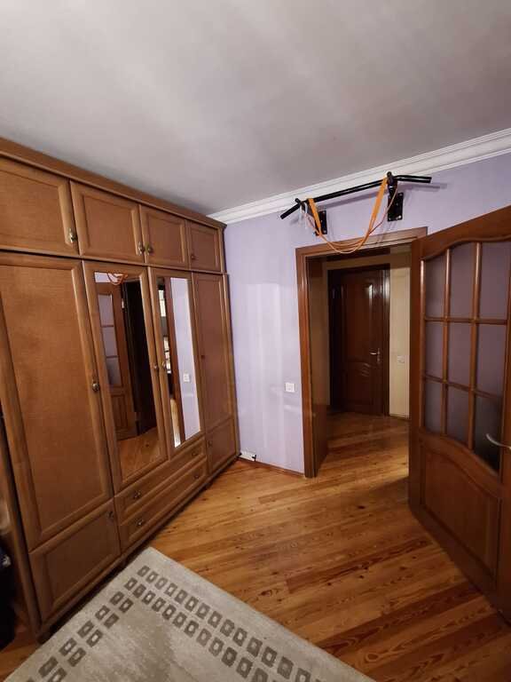Satılır 3 otaqlı köhnə tikili, 75 m², İnşaatçılar m.-14