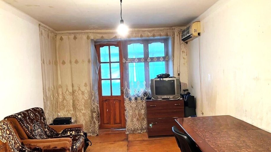 Satılır 2 otaqlı köhnə tikili, 55 m², Nəsimi-1