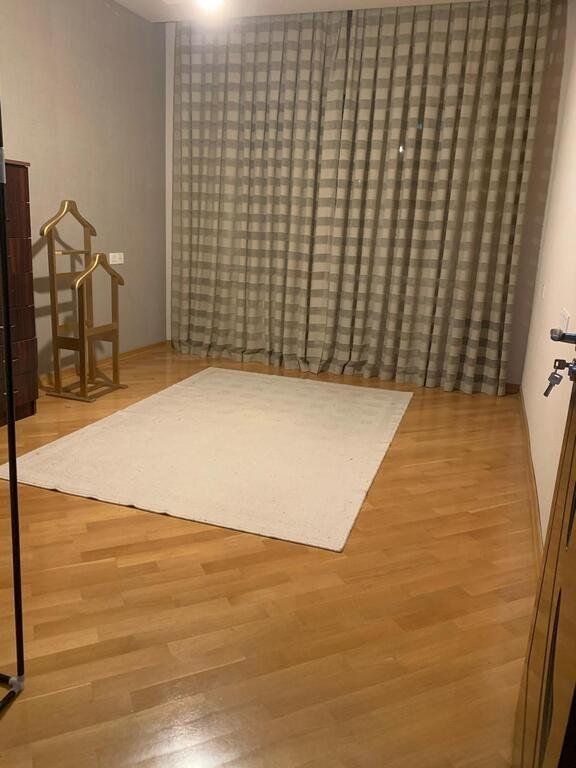 Satılır 4 otaqlı köhnə tikili, 115 m², Azadlıq Prospekti m.-6