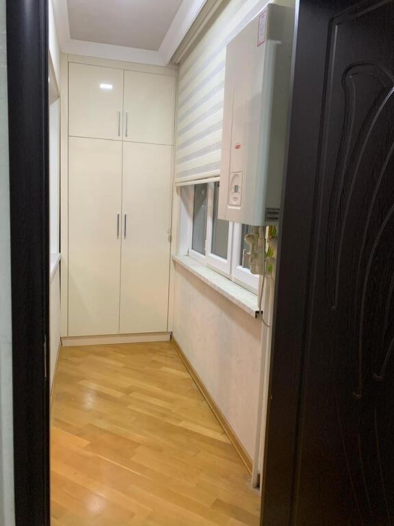 Satılır 4 otaqlı köhnə tikili, 115 m², Azadlıq Prospekti m.-14