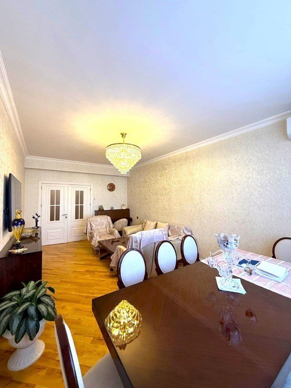 Satılır 3 otaqlı yeni tikili, 130 m², Elmlər Akademiyası m.-3