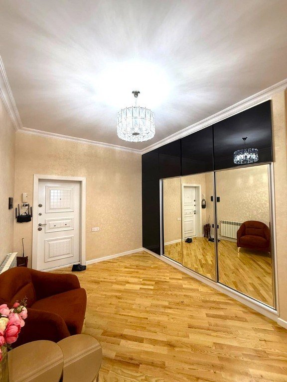 Satılır 3 otaqlı yeni tikili, 130 m², Elmlər Akademiyası m.-12