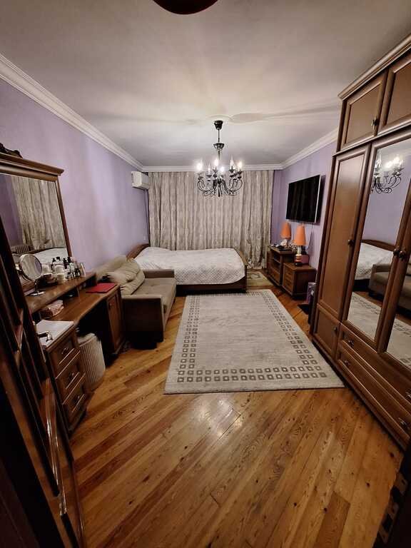 Satılır 3 otaqlı köhnə tikili, 75 m², İnşaatçılar m.-3