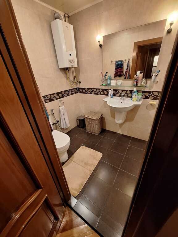 Satılır 3 otaqlı köhnə tikili, 75 m², İnşaatçılar m.-10