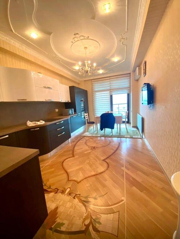 Satılır 3 otaqlı yeni tikili, 220 m², Xətai m.-7