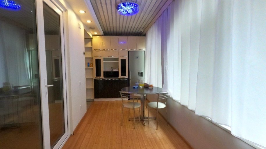 Kirayə verilir 3 otaqlı köhnə tikili, 102 m², İçərişəhər m.-9