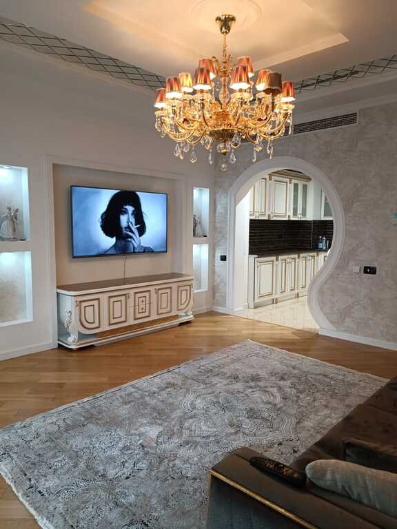 Kirayə verilir 3 otaqlı yeni tikili, 150 m², 28 May m.-2