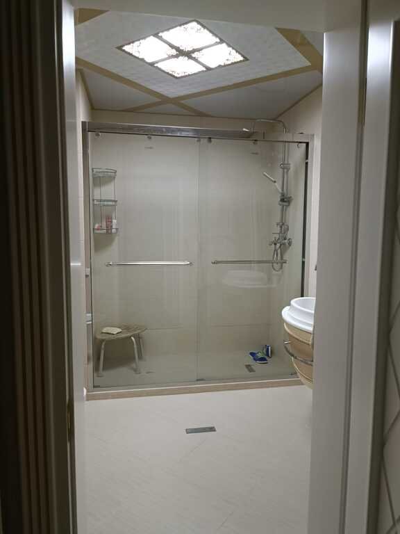 Kirayə verilir 3 otaqlı yeni tikili, 150 m², 28 May m.-12