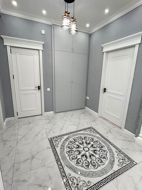 Satılır 1 otaqlı yeni tikili, 65 m², İnşaatçılar m.-2