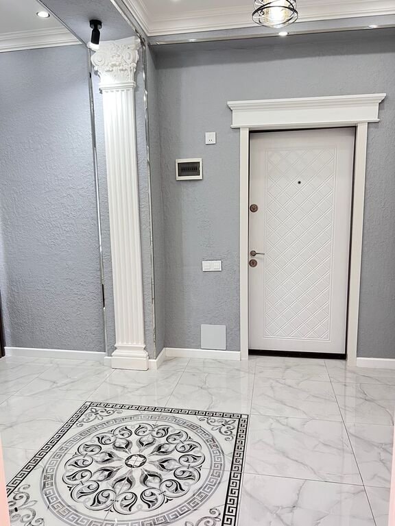 Satılır 1 otaqlı yeni tikili, 65 m², İnşaatçılar m.-5