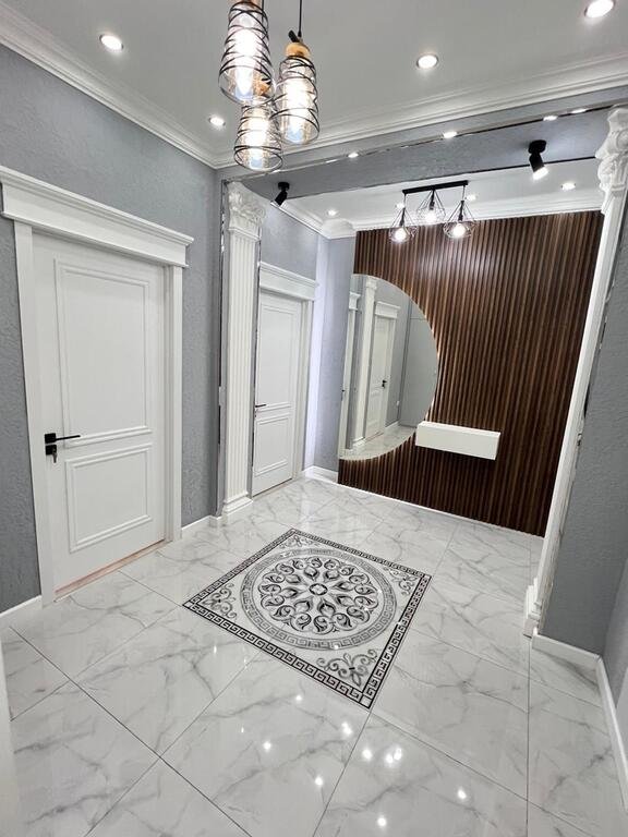 Satılır 1 otaqlı yeni tikili, 65 m², İnşaatçılar m.-18