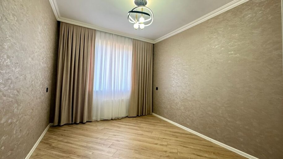 Satılır 2 otaqlı köhnə tikili, 60 m², Xalqlar dostluğu m.-3