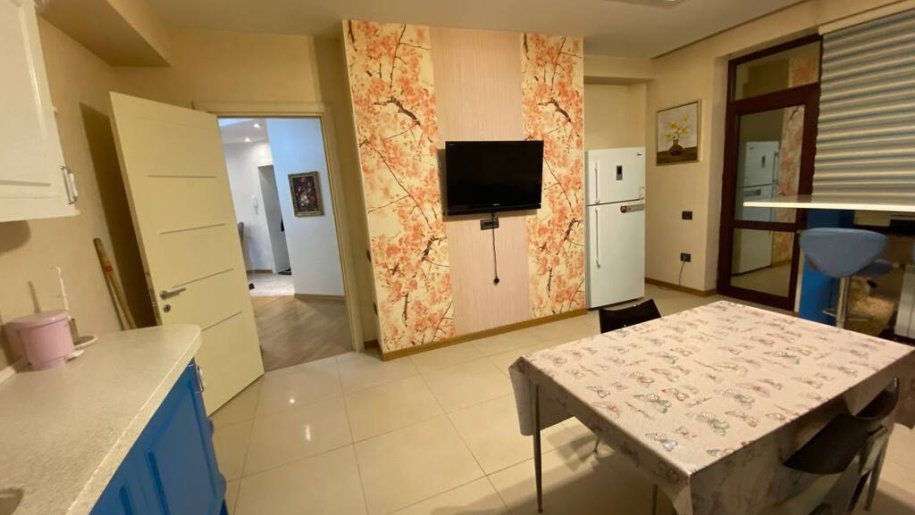 Satılır 4 otaqlı yeni tikili, 190 m², Gənclik m.-17