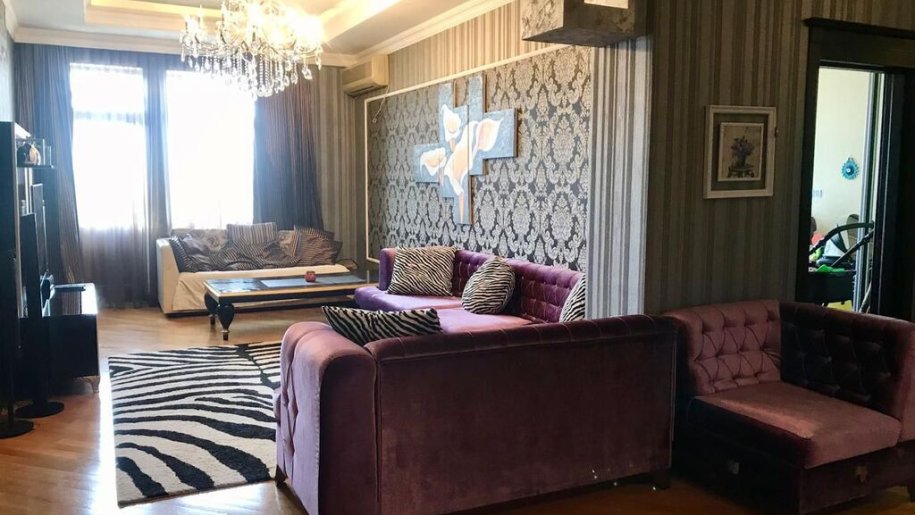Satılır 3 otaqlı yeni tikili, 135 m², Nəsimi-8