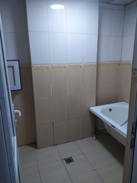Satılır 2 otaqlı yeni tikili, 73 m², İnşaatçılar m.-7