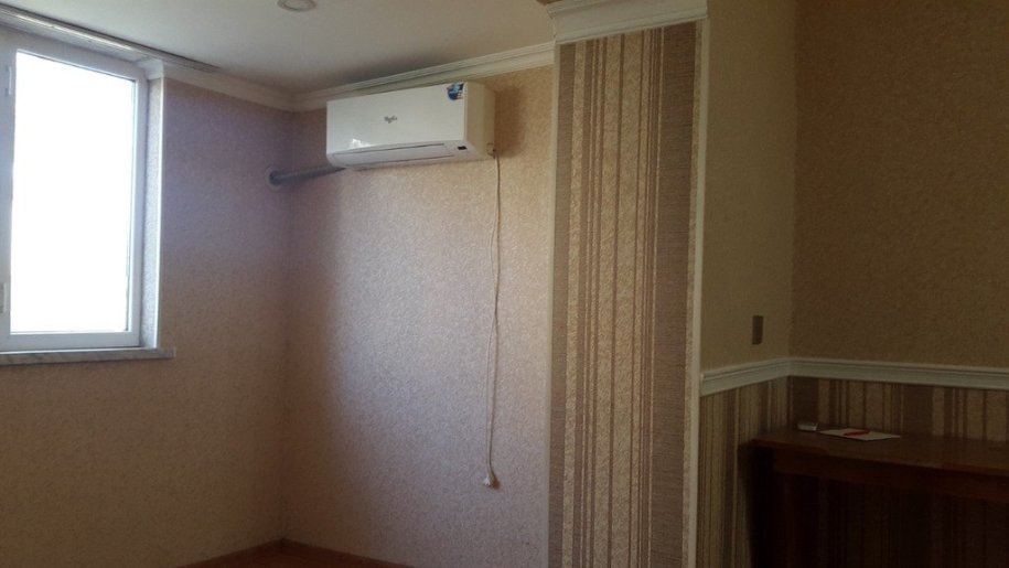 Kirayə verilir 1 otaqlı köhnə tikili, 40 m², İnşaatçılar m.-6