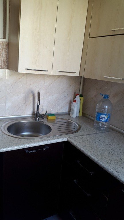 Kirayə verilir 1 otaqlı köhnə tikili, 40 m², İnşaatçılar m.-9
