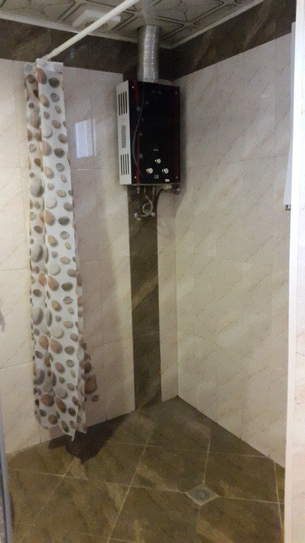 Kirayə verilir 1 otaqlı köhnə tikili, 40 m², İnşaatçılar m.-16
