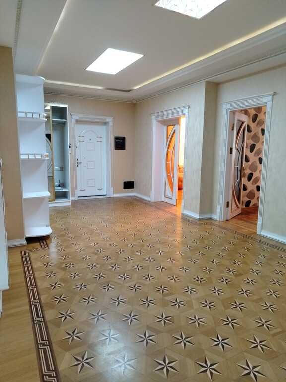 Satılır 4 otaqlı yeni tikili, 175 m², Nizami m.-9
