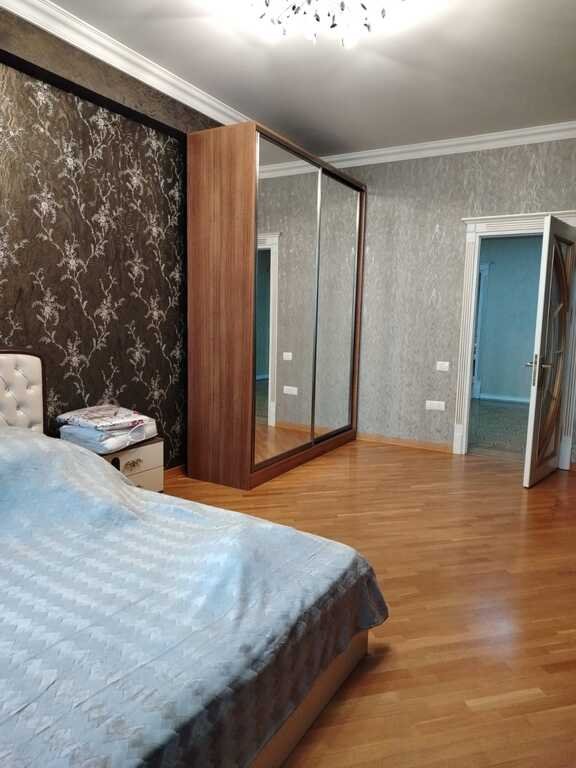 Satılır 4 otaqlı yeni tikili, 175 m², Nizami m.-13