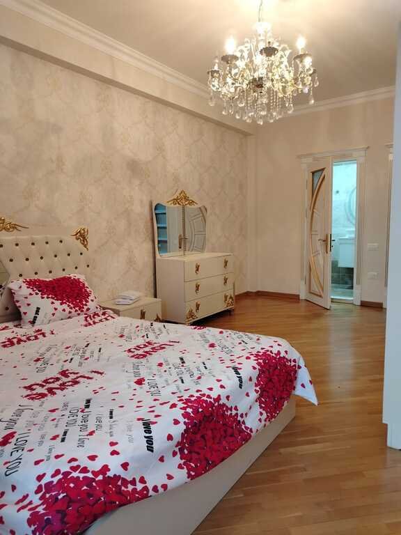 Satılır 4 otaqlı yeni tikili, 175 m², Nizami m.-16