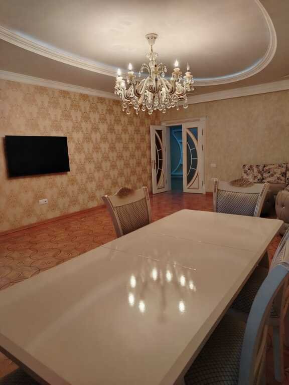Satılır 4 otaqlı yeni tikili, 175 m², Nizami m.-17