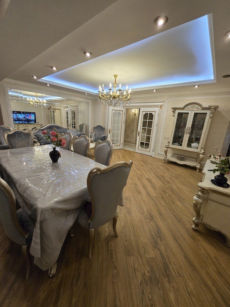 Satılır 4 otaqlı yeni tikili, 178 m², İnşaatçılar m.-8