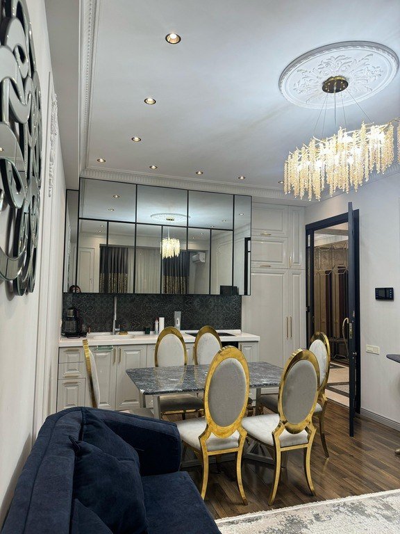 Satılır 2 otaqlı yeni tikili, 70 m², Elmlər Akademiyası m.-9