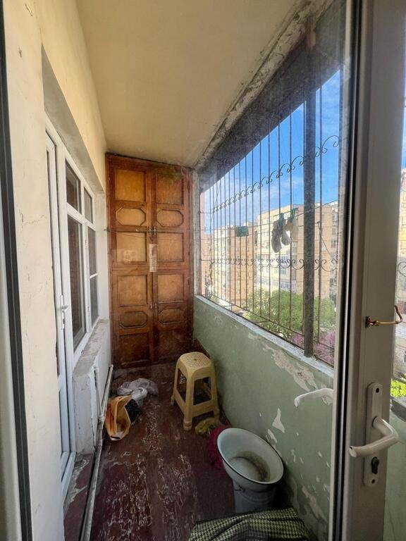 Satılır 4 otaqlı köhnə tikili, 110 m², Gənclik m.-9