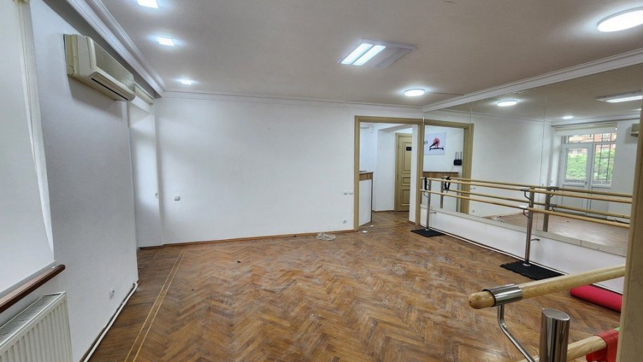 Kirayə verilir 4 otaqlı köhnə tikili, 110 m², 28 May m.-2