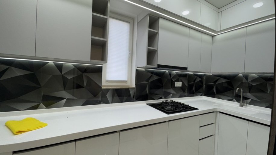 Satılır 3 otaqlı köhnə tikili, 65 m², Xalqlar dostluğu m.-3
