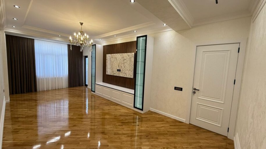 Satılır 3 otaqlı yeni tikili, 142 m², Xalqlar dostluğu m.-2