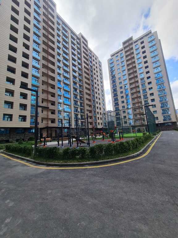 Satılır 5 otaqlı yeni tikili, 267 m², 28 May m.-1