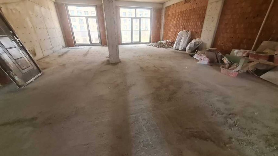 Satılır 5 otaqlı yeni tikili, 267 m², 28 May m.-2