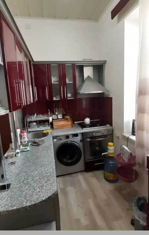 Satılır 2 otaqlı köhnə tikili, 55 m², 28 May m.-5