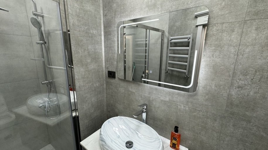 Kirayə verilir 3 otaqlı yeni tikili, 114 m², Elmlər Akademiyası m.-27