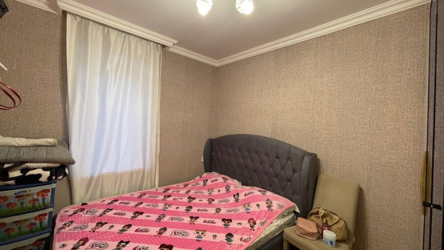 Satılır 2 otaqlı köhnə tikili, 65 m², Elmlər Akademiyası m.-4