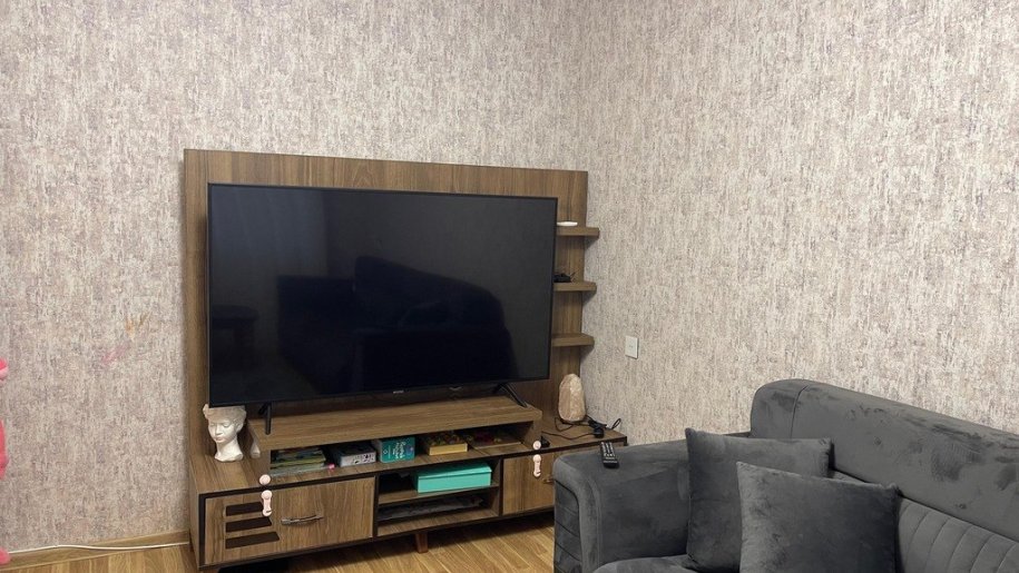 Satılır 2 otaqlı köhnə tikili, 65 m², Elmlər Akademiyası m.-5