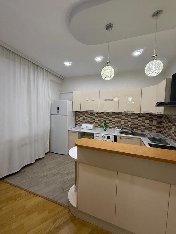 Kirayə verilir 2 otaqlı yeni tikili, 65 m², Həzi Aslanov m.-9