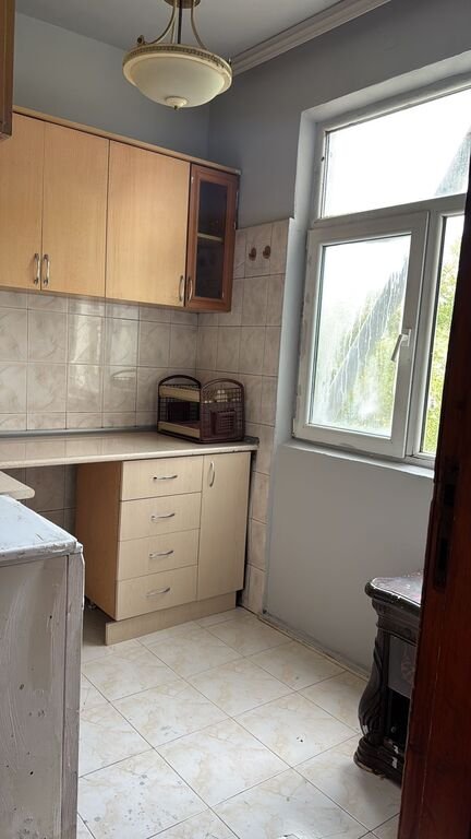 Satılır 2 otaqlı köhnə tikili, 60 m², Memar Əcəmi m.-1