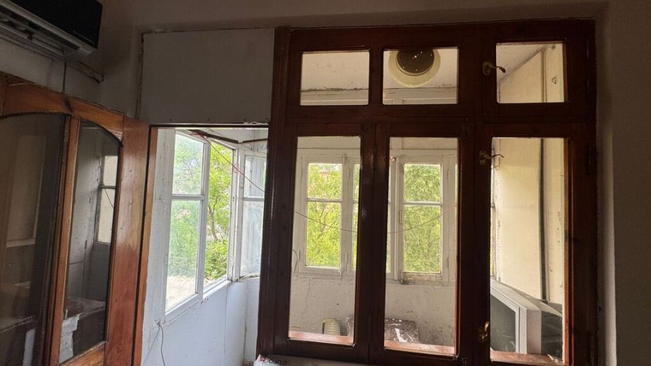 Satılır 2 otaqlı köhnə tikili, 60 m², Memar Əcəmi m.-12