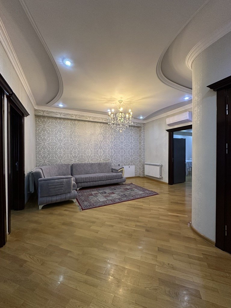 Satılır 3 otaqlı yeni tikili, 125 m², Memar Əcəmi m.-6
