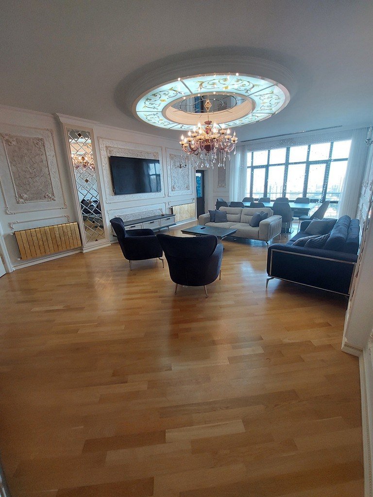 Satılır 4 otaqlı yeni tikili, 185 m², 8 noyabr-1