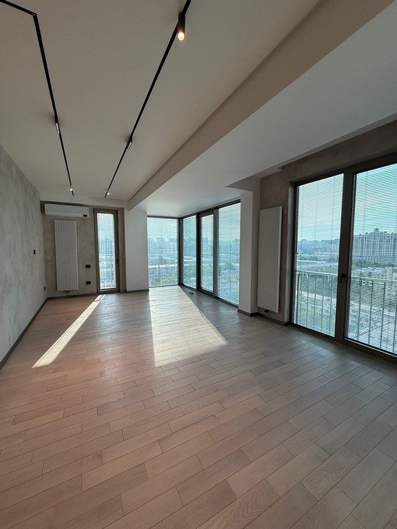 Satılır 3 otaqlı yeni tikili, 125 m², Elmlər Akademiyası m.-1