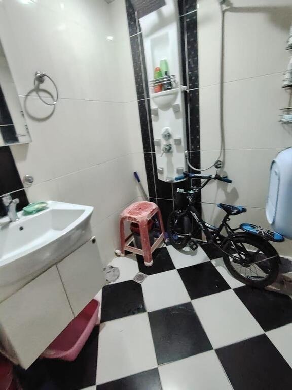 Kirayə verilir 2 otaqlı köhnə tikili, 55 m², Memar Əcəmi m.-12